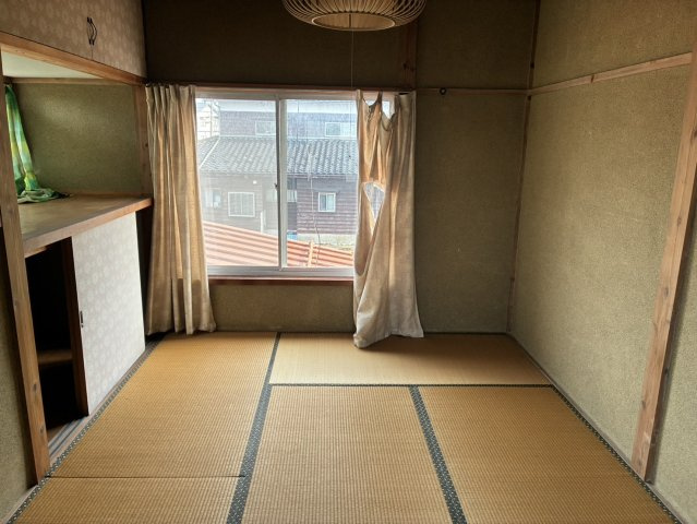東中島中古物件の和室