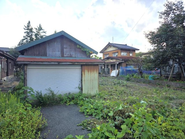東中島中古物件の外観