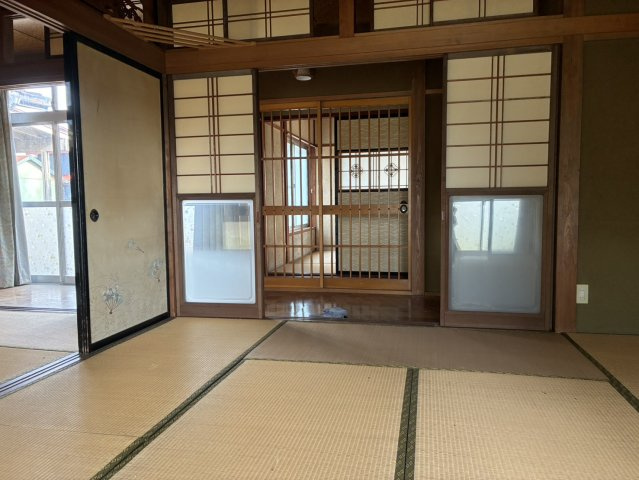 東中島中古物件の和室