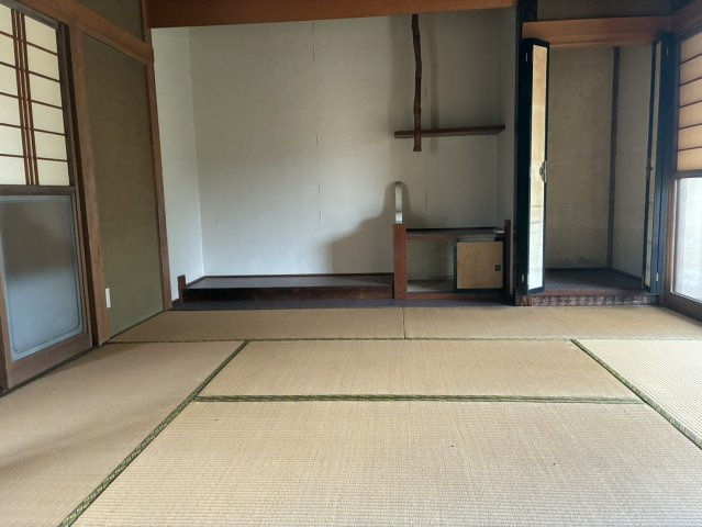 東中島中古物件の和室