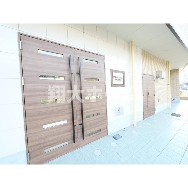 リテラス町屋のエントランス