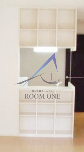 クレール上落合のその他|キッチン周りの収納です。