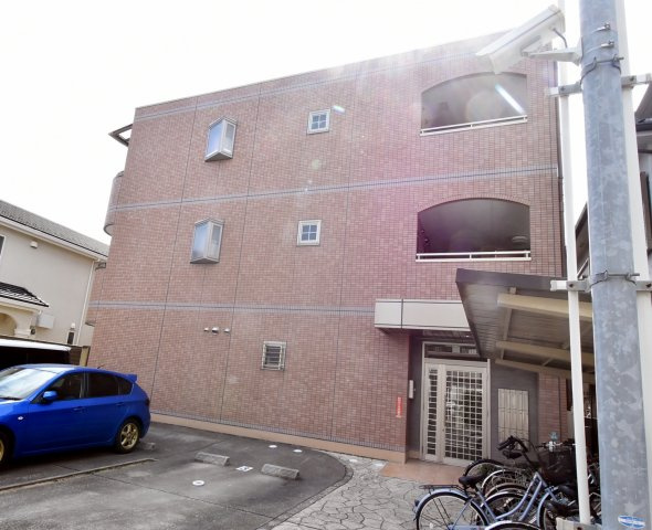 ソレイユ上甲子園の外観