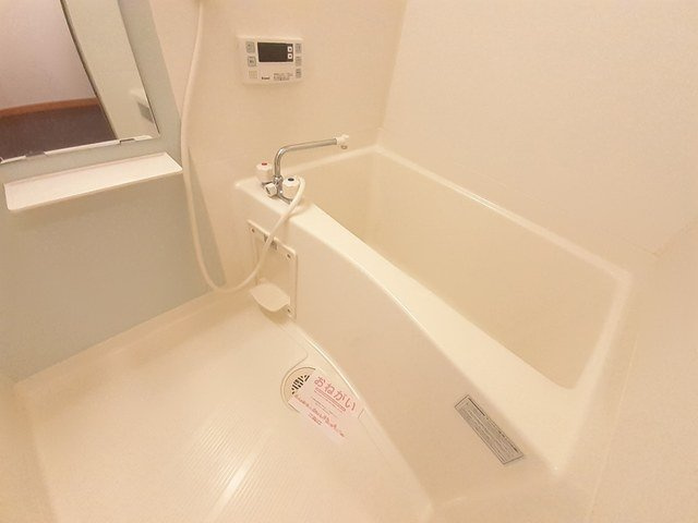 ソレイユ上甲子園の浴室