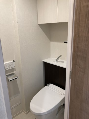 クレヴィスタ北赤羽のトイレ|ゆったりとした空間のトイレです