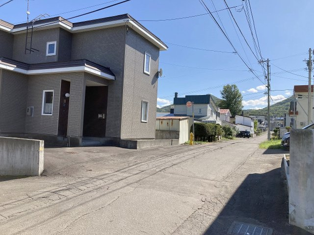 南区藤野2条11丁目　土地の周辺|周辺は落ち着いた閑静な住宅街♪