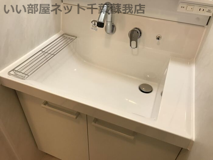 レイワンＡＢの洗面所|洗面所です