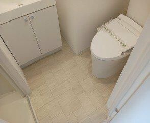 ＺＯＯＭ白金台のトイレ|ゆったりとした空間のトイレです