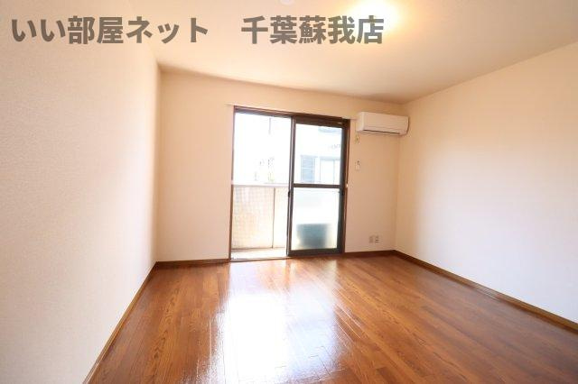 LUNAERANAの洋室|ゆったりした洋室です