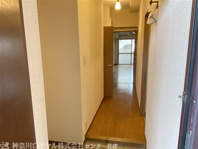 【玄関】