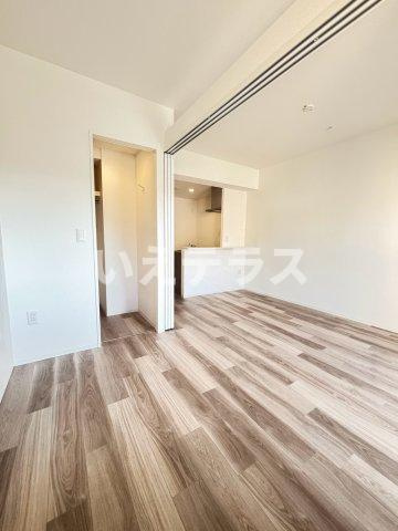 セレニテ神戸駅前アリエの寝室
