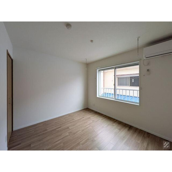 【寝室】