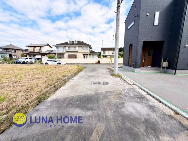 小美玉市羽刈2期　新築戸建の前面道路含む現地写真|「頭金０円」でご購入も可能です♪無理のない返済シミュレーションをご提案いたします！