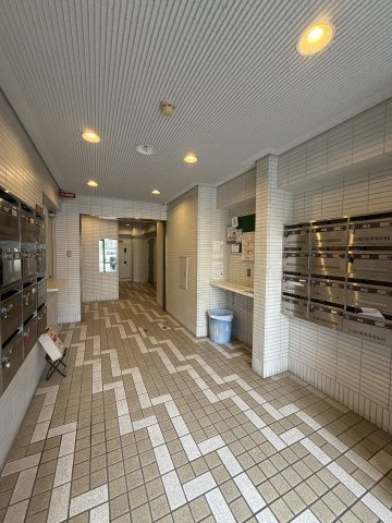 エスポワール参番館のエントランス