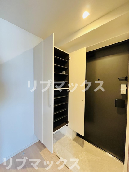 【玄関】クレヴィスタ板橋