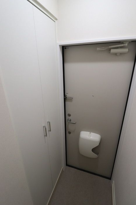 アクシア高屋敷　Ⅳの玄関