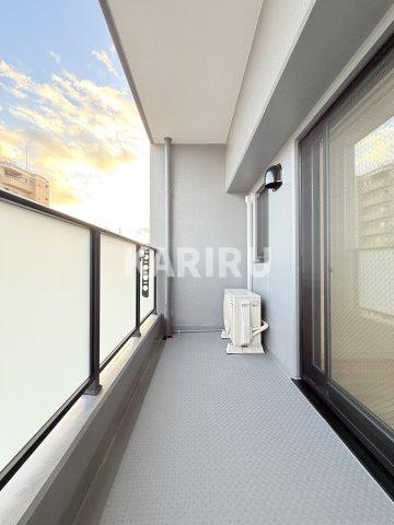 MAISON PREMIER UMEDA NORTHのバルコニー