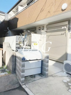 【その他共用部分】 | ルレーヴ市川 | 共用ゴミ置き場です。