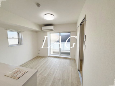 【居間・リビング】 | Avenir-S 立川 | 洋室のお部屋です。