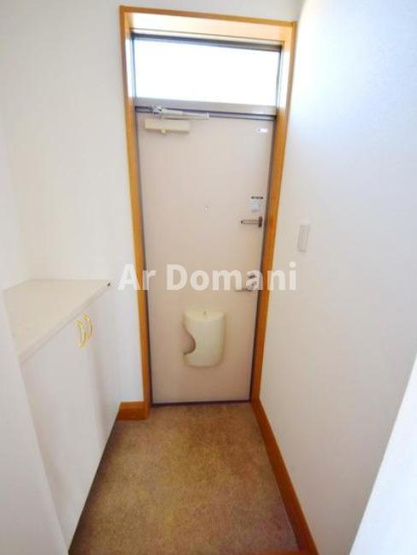 【玄関】 | ロイヤルクレセント | 別のお部屋の参考写真になります