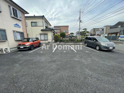 【駐車場】 | ロイヤルクレセント