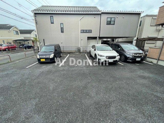 【駐車場】 | ロイヤルクレセント