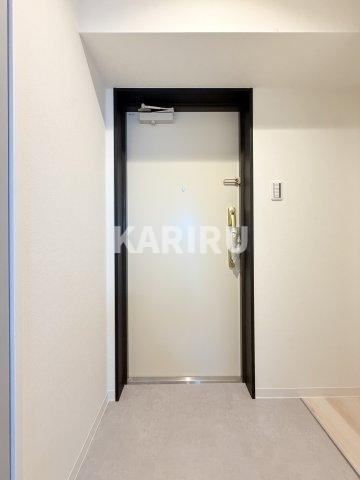 MAISON PREMIER UMEDA NORTHの玄関
