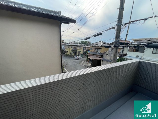 即日案内可能■京都市伏見区醍醐南端山町　新築一戸建てのバルコニー|日当たりのよいバルコニー！お部屋が開放的に！