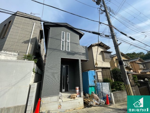 即日案内可能■京都市伏見区醍醐南端山町　新築一戸建ての外観|流行に左右されないシンプルな外観！