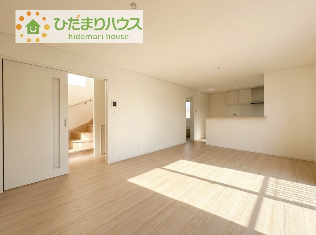 【居間・リビング】 | 土浦市右籾第13　新築戸建 | お友達や親戚とホームパーティもいいですね(*^^*)