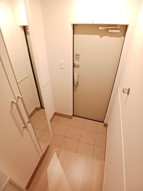 ロークァット　Ⅰの玄関