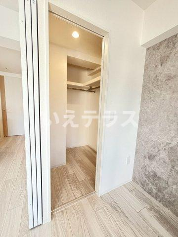 セレニテ神戸駅前アリエの収納