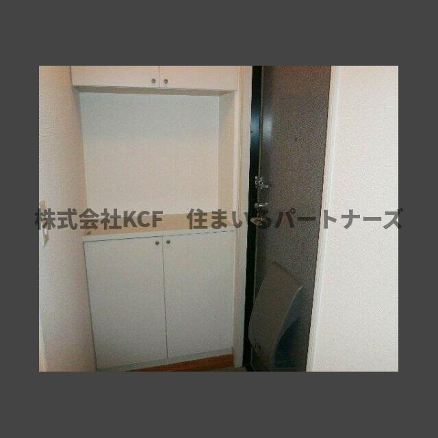フレグランスシオンの玄関|収納もある玄関です