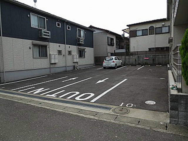 カンテリオBの駐車場