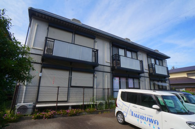 相楽郡精華町光台４丁目のアパート