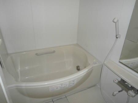 川崎市麻生区はるひ野４丁目の賃貸マンションの浴室