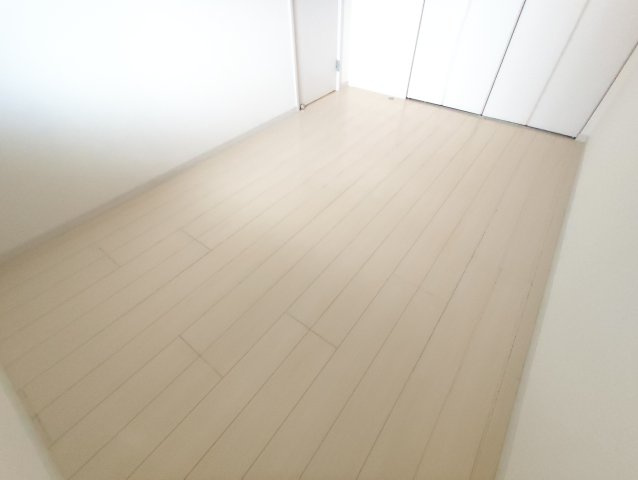 サンフライトの洋室