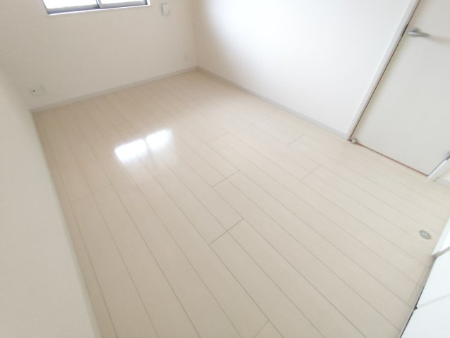 サンフライトの洋室