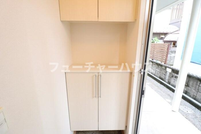 エレヴァートの玄関