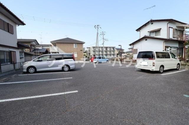 エレヴァートの駐車場