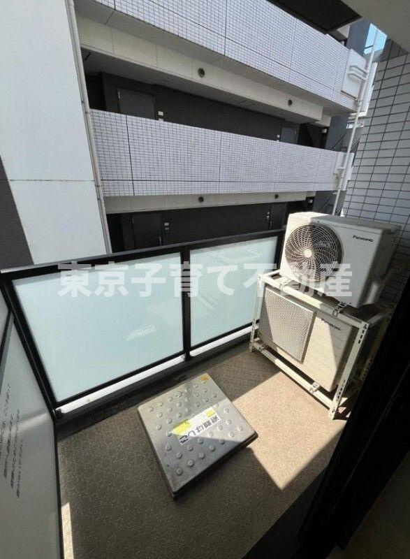 彰文居FRecoA向丘のバルコニー
