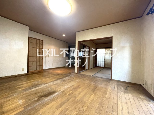 【居間・リビング】 | 羽生市藤井上組　中古戸建