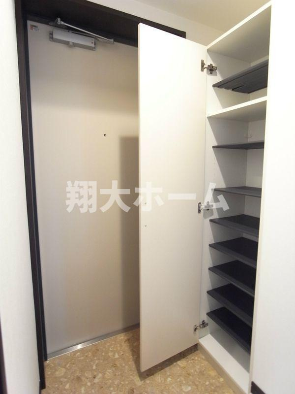 リブリ・Ueno Buildの収納