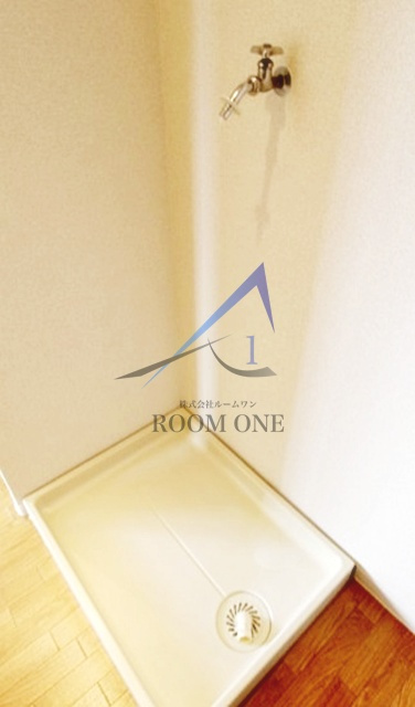 メゾンマイネの設備|洗濯機置き場です。