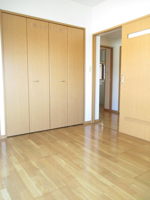 リュミエール高良内の洋室|個人の部屋や寝室として使える洋室です