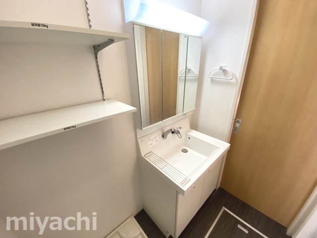 クレストコートの洗面所