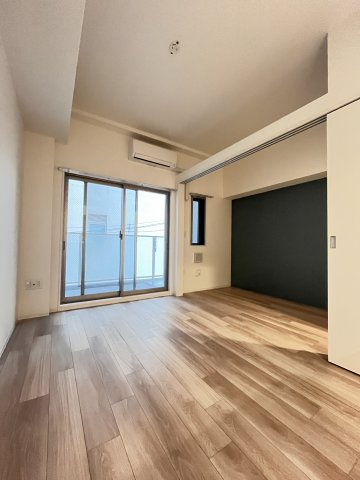 セレニテ蒲生四丁目駅前アリエの居間・リビング