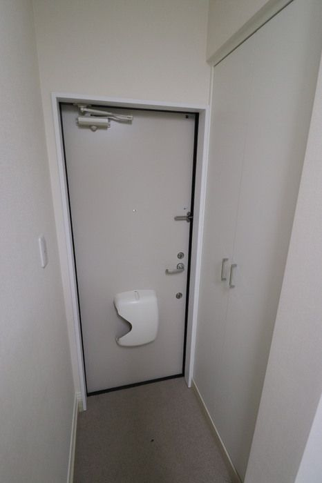 アクシア高屋敷　Ⅳの玄関
