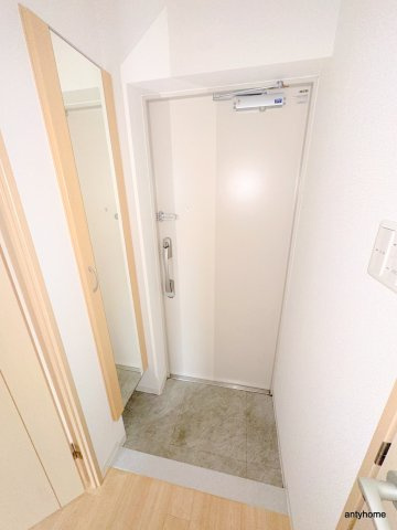 アプライズ西長堀　仲介手数料無料の玄関