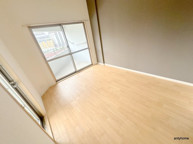 アプライズ西長堀　仲介手数料無料の寝室